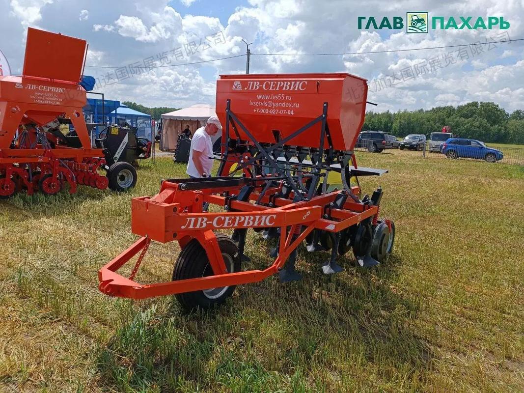 远东农机展 科技赋能，服务三农，打造现代农业新引擎